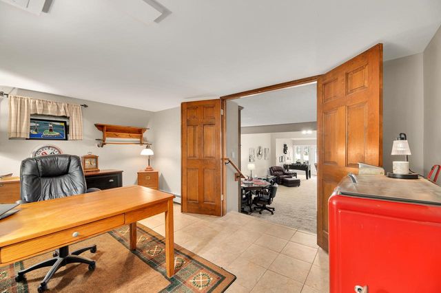 W949 Miramar DRIVE, East Troy, WI 53120