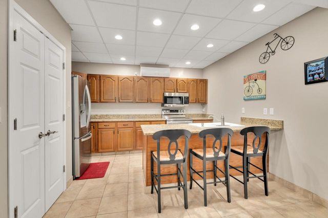 W949 Miramar DRIVE, East Troy, WI 53120