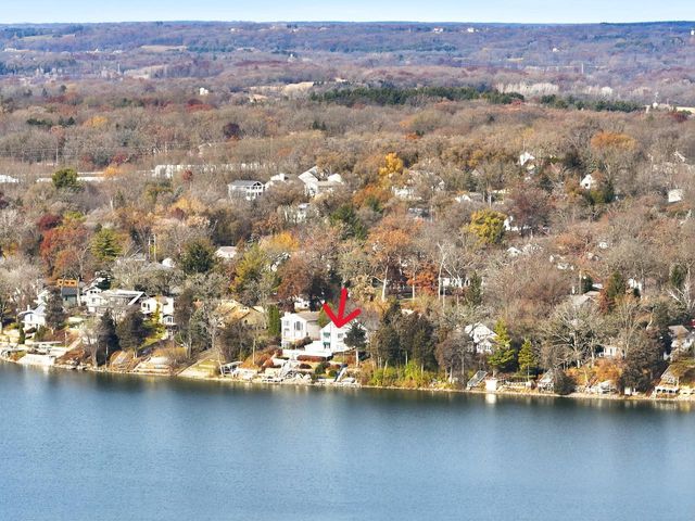 W949 Miramar DRIVE, East Troy, WI 53120