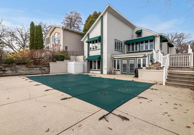 W949 Miramar DRIVE, East Troy, WI 53120