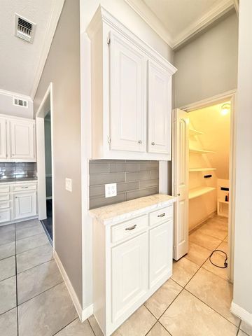 2906 Deer Creek Drive, Sugar Land, TX 77478