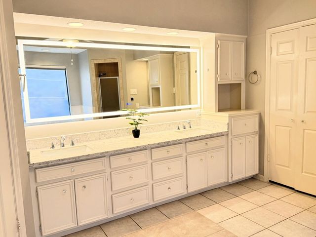 2906 Deer Creek Drive, Sugar Land, TX 77478