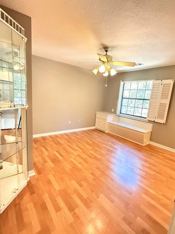 2906 Deer Creek Drive, Sugar Land, TX 77478