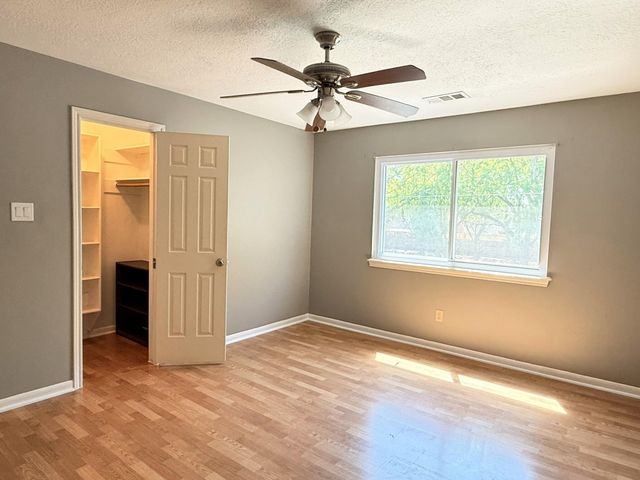 2906 Deer Creek Drive, Sugar Land, TX 77478