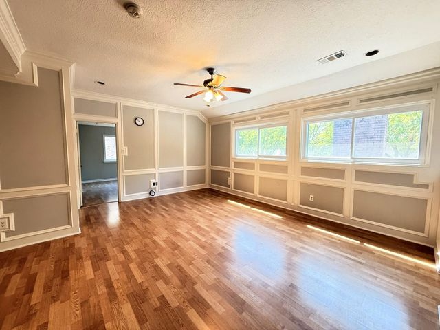 2906 Deer Creek Drive, Sugar Land, TX 77478