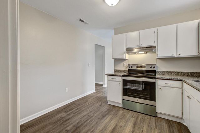 1978 Holliday Street, Charleston, SC 29414