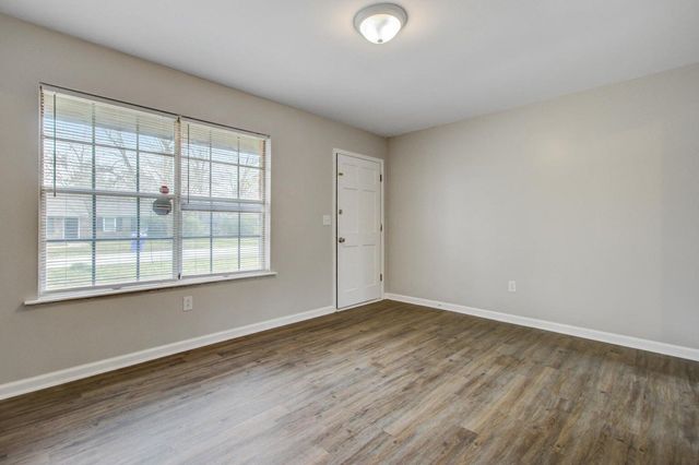 1978 Holliday Street, Charleston, SC 29414