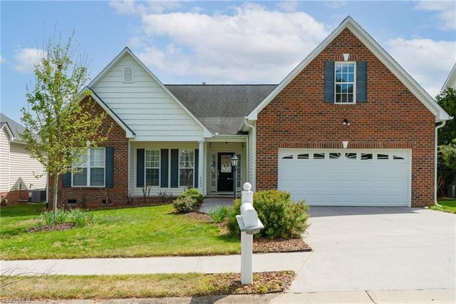 6680 Elm Hill Drive, Clemmons, NC 27012