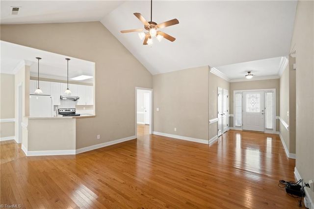 6680 Elm Hill Drive, Clemmons, NC 27012