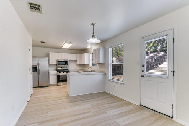 197 Peppergrass CV, Kyle, TX 78640