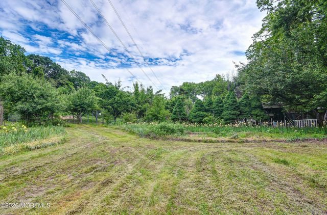 362 Etra Perrineville Road, East Windsor, NJ 08520
