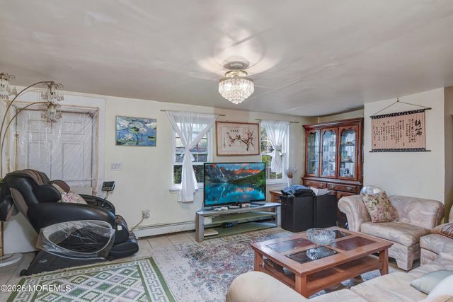 362 Etra Perrineville Road, East Windsor, NJ 08520