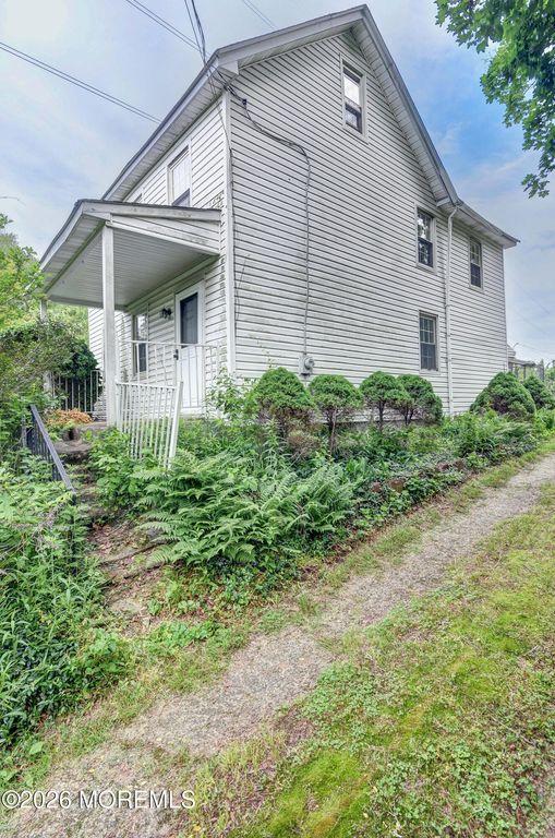 362 Etra Perrineville Road, East Windsor, NJ 08520