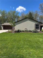 6868 Middlebrook Boulevard, Middleburg Heights, OH 44130