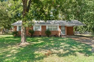 606 Ethel Dr., Searcy, AR 72143