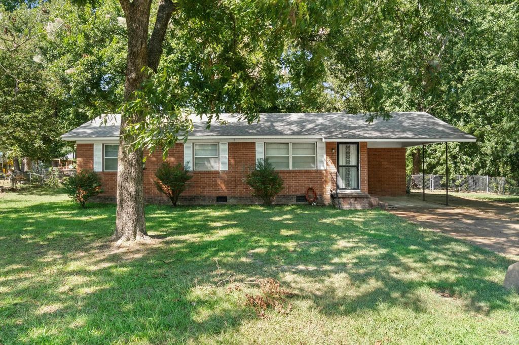 606 Ethel Dr., Searcy, AR 72143