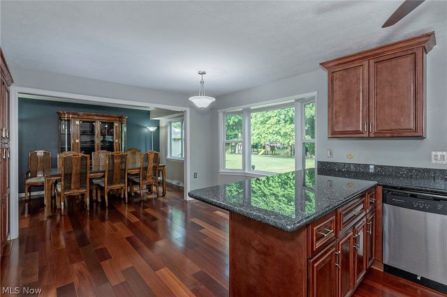 1834 Coes Post Run, Westlake, OH 44145