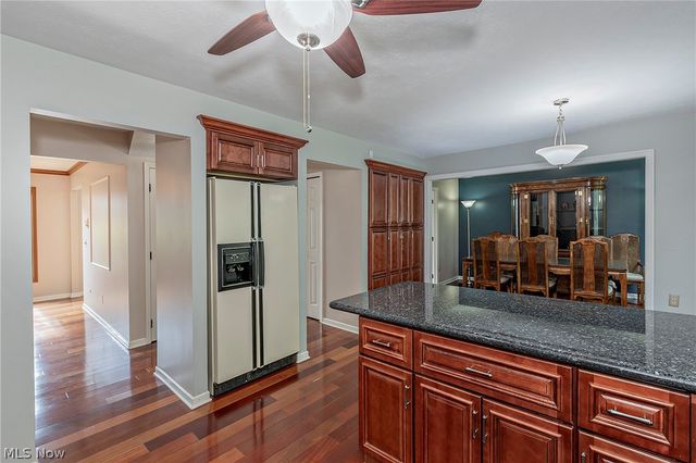 1834 Coes Post Run, Westlake, OH 44145