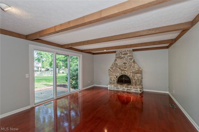 1834 Coes Post Run, Westlake, OH 44145
