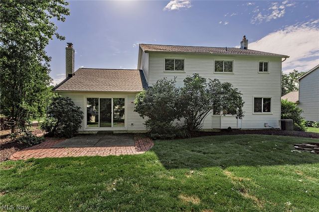 1834 Coes Post Run, Westlake, OH 44145