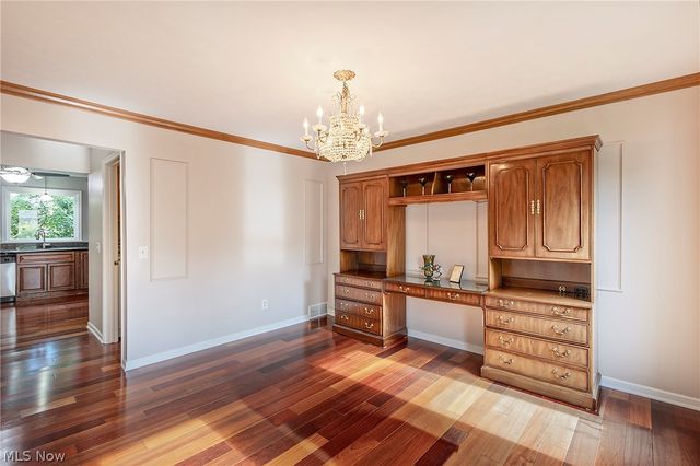 1834 Coes Post Run, Westlake, OH 44145