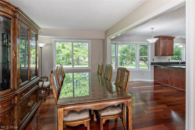 1834 Coes Post Run, Westlake, OH 44145