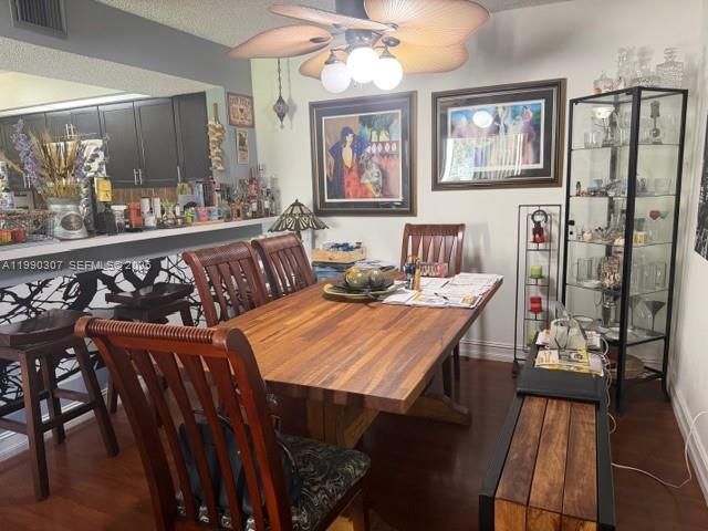 18820 NW 57th Ave 204, Hialeah, FL 33015