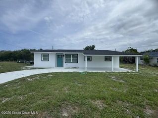 2137 Canterbury Lane, Melbourne, FL 32935