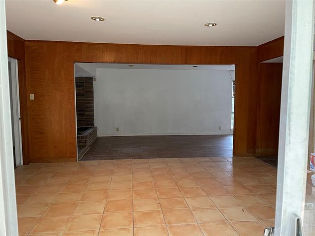 5122 S Jackwood Street, Houston, TX 77096