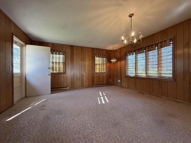1040 N Sumac Drive, Janesville, WI 53545