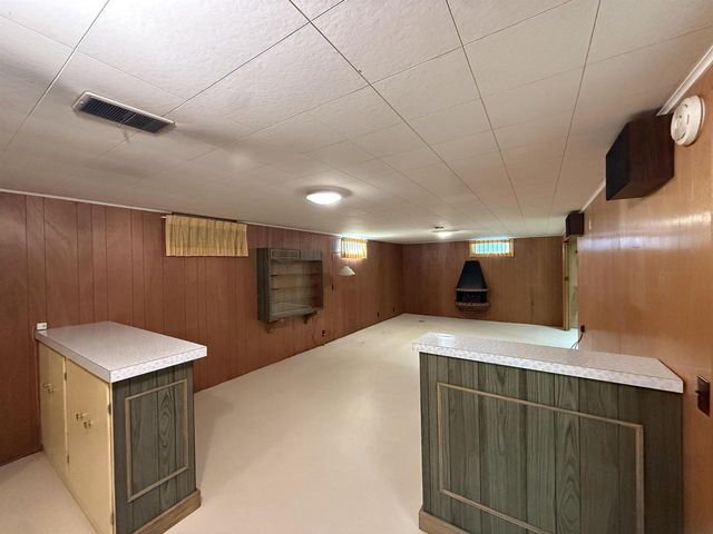 1040 N Sumac Drive, Janesville, WI 53545
