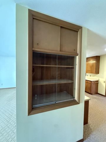 1040 N Sumac Drive, Janesville, WI 53545