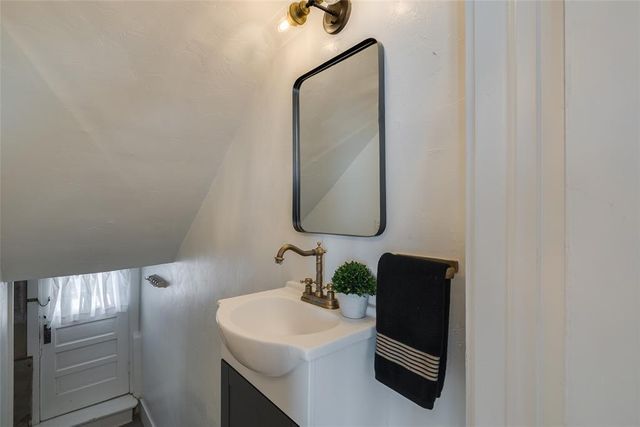 1218 NW 21st Street, Oklahoma City, OK 73106