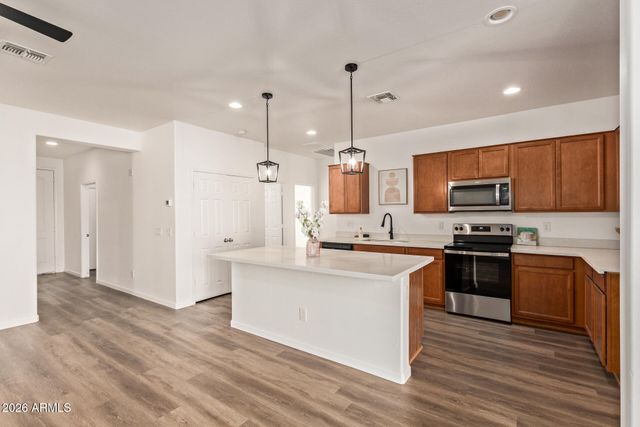 17534 W VILLA CHULA Lane, Surprise, AZ 85387