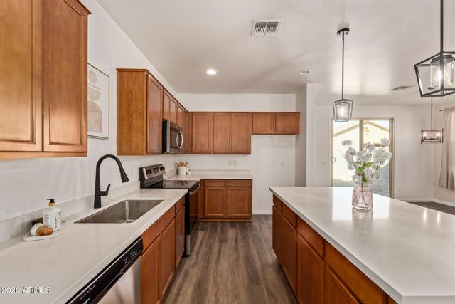 17534 W VILLA CHULA Lane, Surprise, AZ 85387