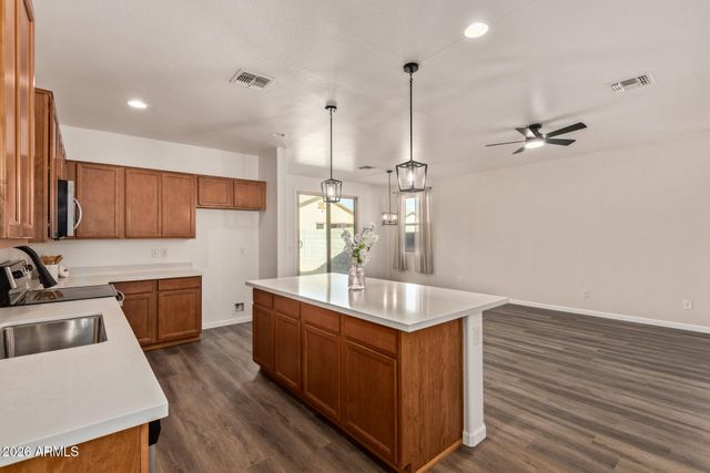 17534 W VILLA CHULA Lane, Surprise, AZ 85387