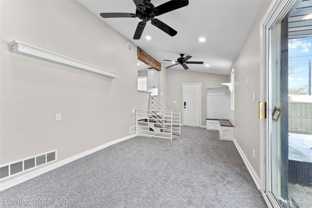 14996 Paris Street, Allen Park, MI 48101