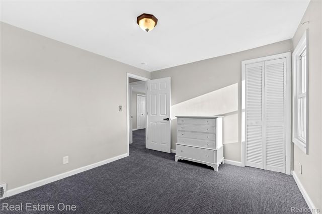 14996 Paris Street, Allen Park, MI 48101