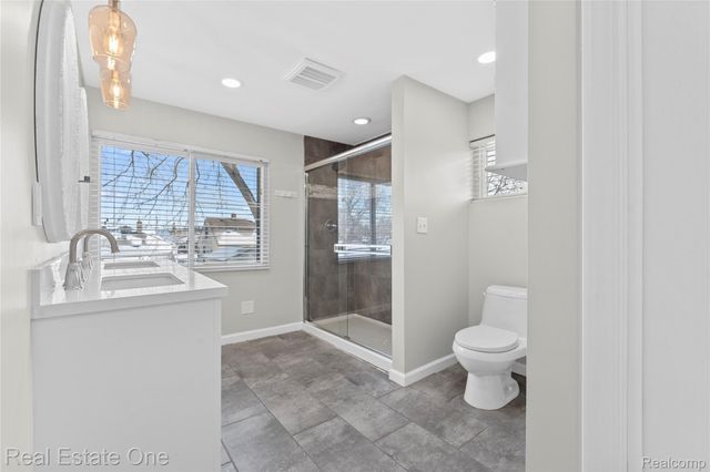 14996 Paris Street, Allen Park, MI 48101