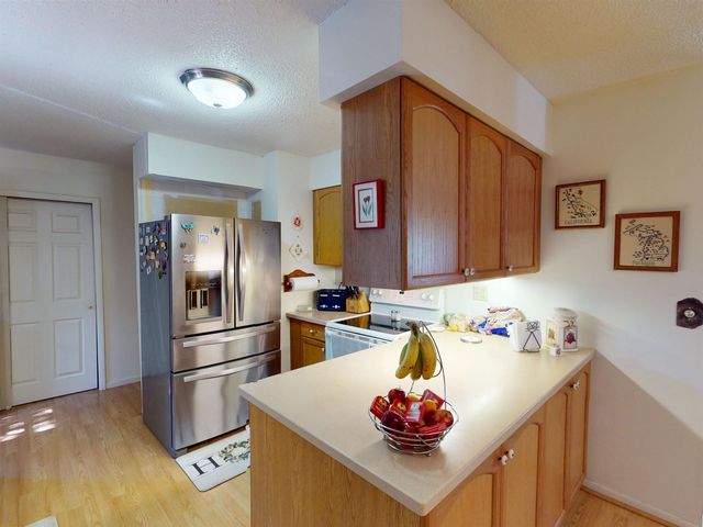 503 W Second Street, Elk Rapids Twp, MI 49629