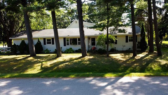 503 W Second Street, Elk Rapids Twp, MI 49629