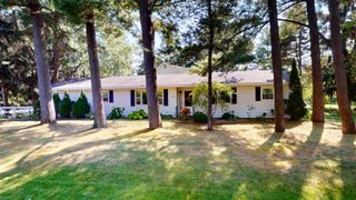 503 W Second Street, Elk Rapids Twp, MI 49629