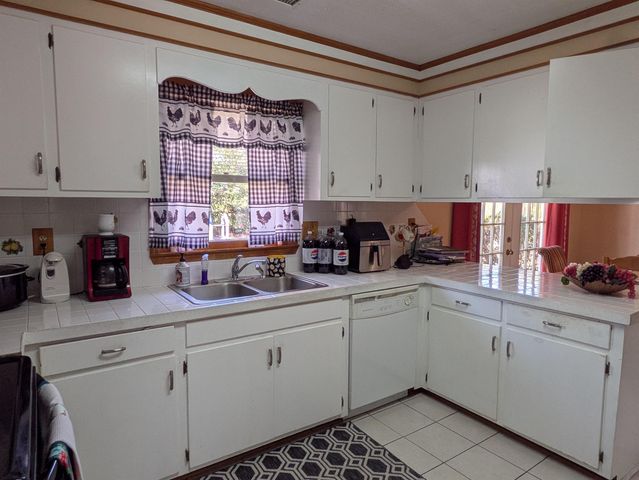 2404 Causey Dr., North Myrtle Beach, SC 29582