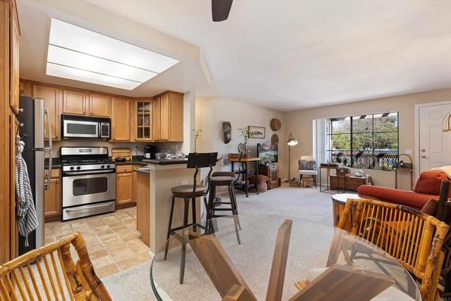 12590 Carmel Creek Rd 2, San Diego, CA 92130