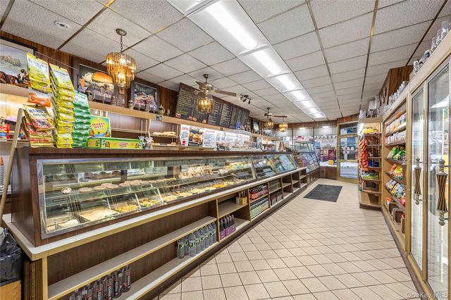 94-12 Jamaica Avenue, Woodhaven, NY 11421