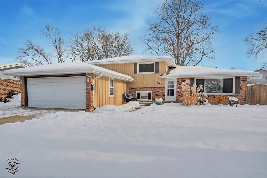 14785 Highland Avenue, Orland Park, IL 60462