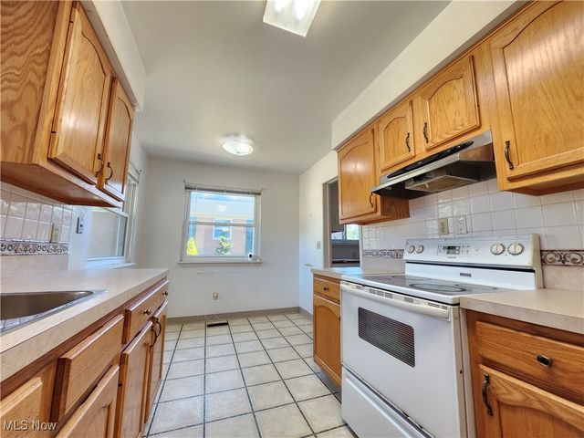 81 Fairfield Road, Painesville, OH 44077