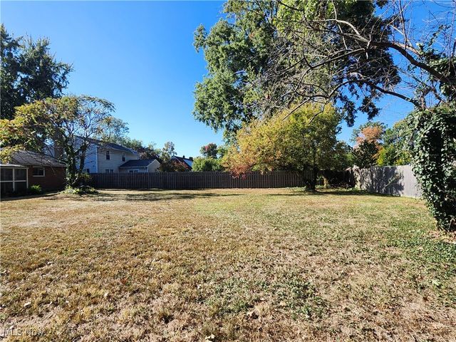 81 Fairfield Road, Painesville, OH 44077