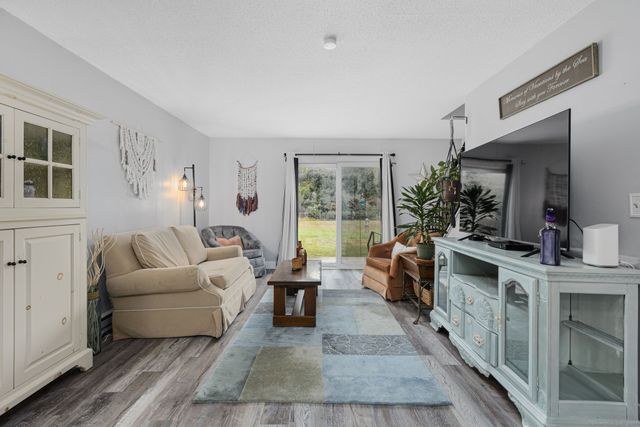 48 Athol Street 48, Killingly, CT 06239