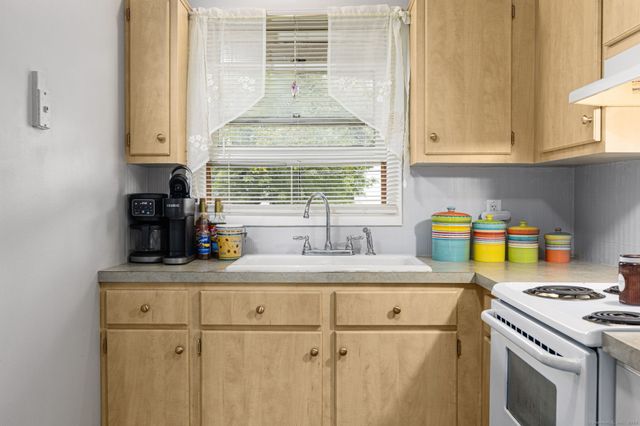 48 Athol Street 48, Killingly, CT 06239